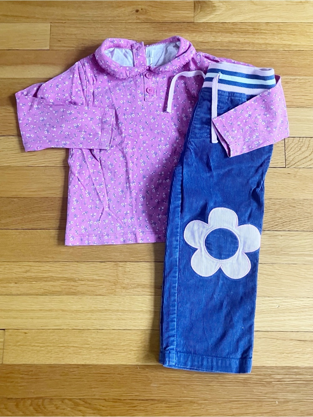 Baby Boden Navy Pink Flower Knee Patch Corduroy Pants & Jojo Maman Collar 2-3